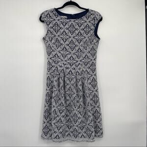 Maggy London Women's Navy Blue & White Lace Fit n Flare Dress Size 8